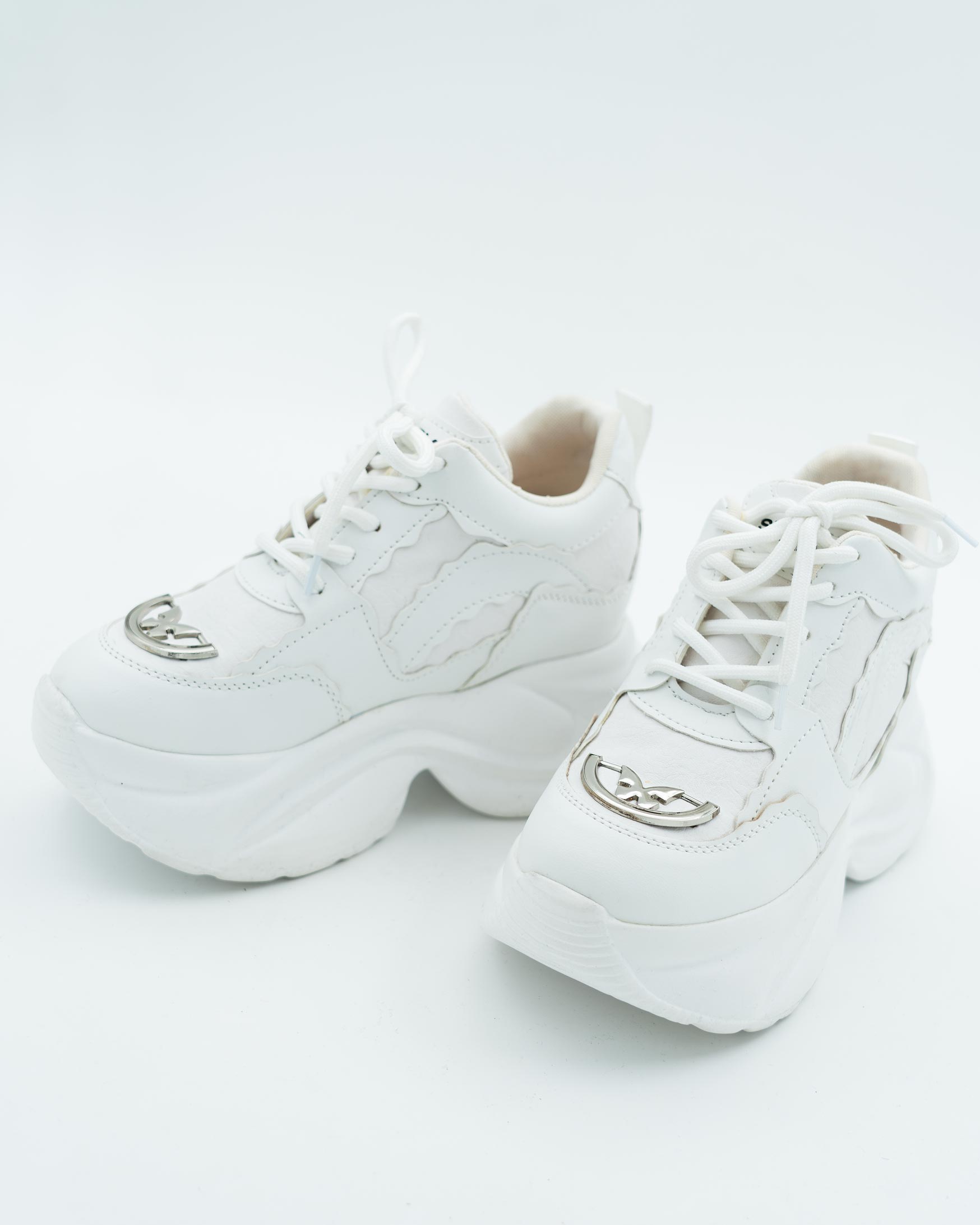 کتونی لژدار